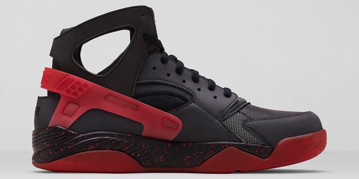 nike-air-flight-huarache-black-7