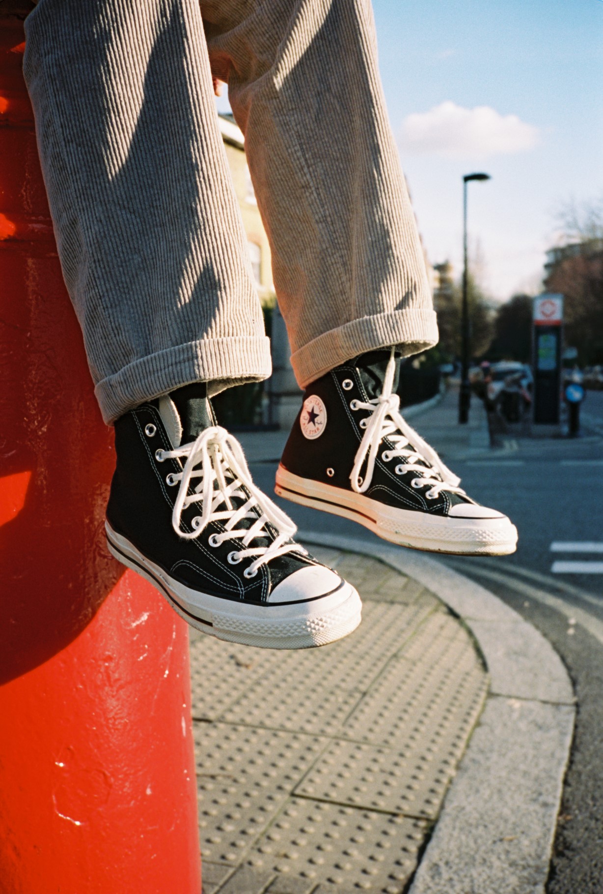 converse 70s street style